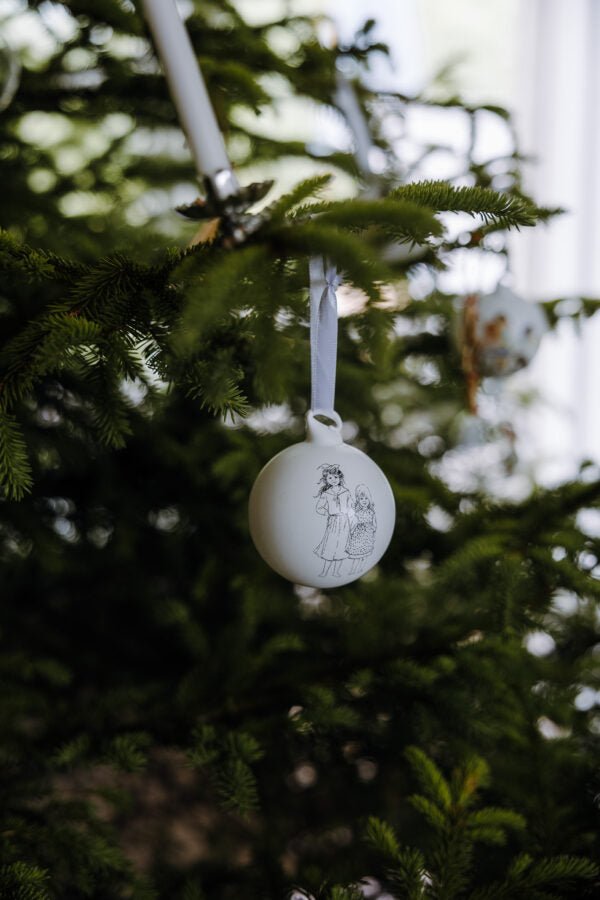 "Weihnachtskugeln mit Madita & Schwester – Skandinavischer Zauber" 3er Set - Shades of Home