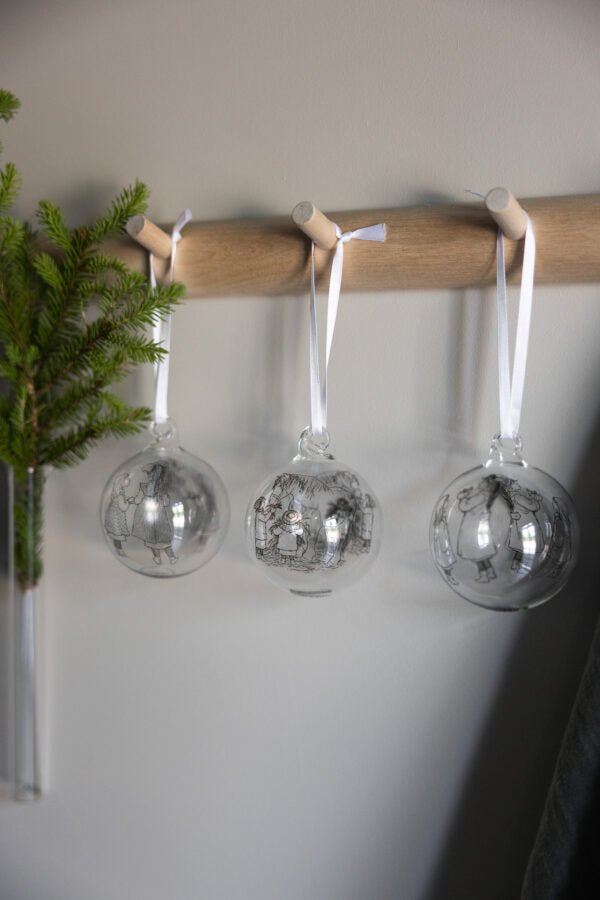 "Weihnachtskugeln mit Madita & Schwester – Skandinavischer Zauber" 3er Set - Shades of Home