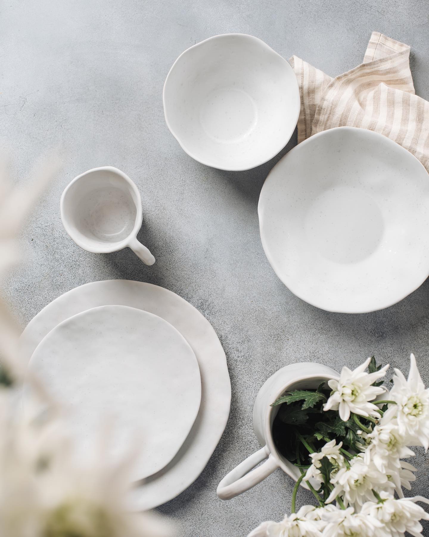 Steingut Speiseteller - Nature Shape Kollektion 28 cm