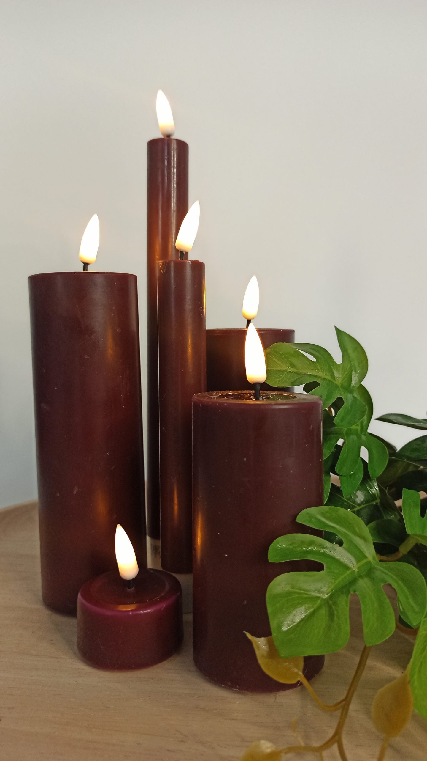 LED Stumpenkerze Real Flame Bourgogne Rot Deluxe Homeart