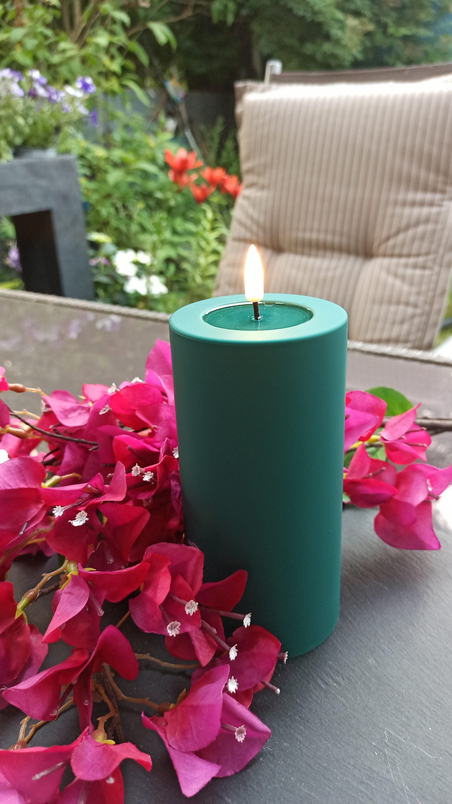 LED Stumpenkerze Real Flame Outdoor Dunkelgrün