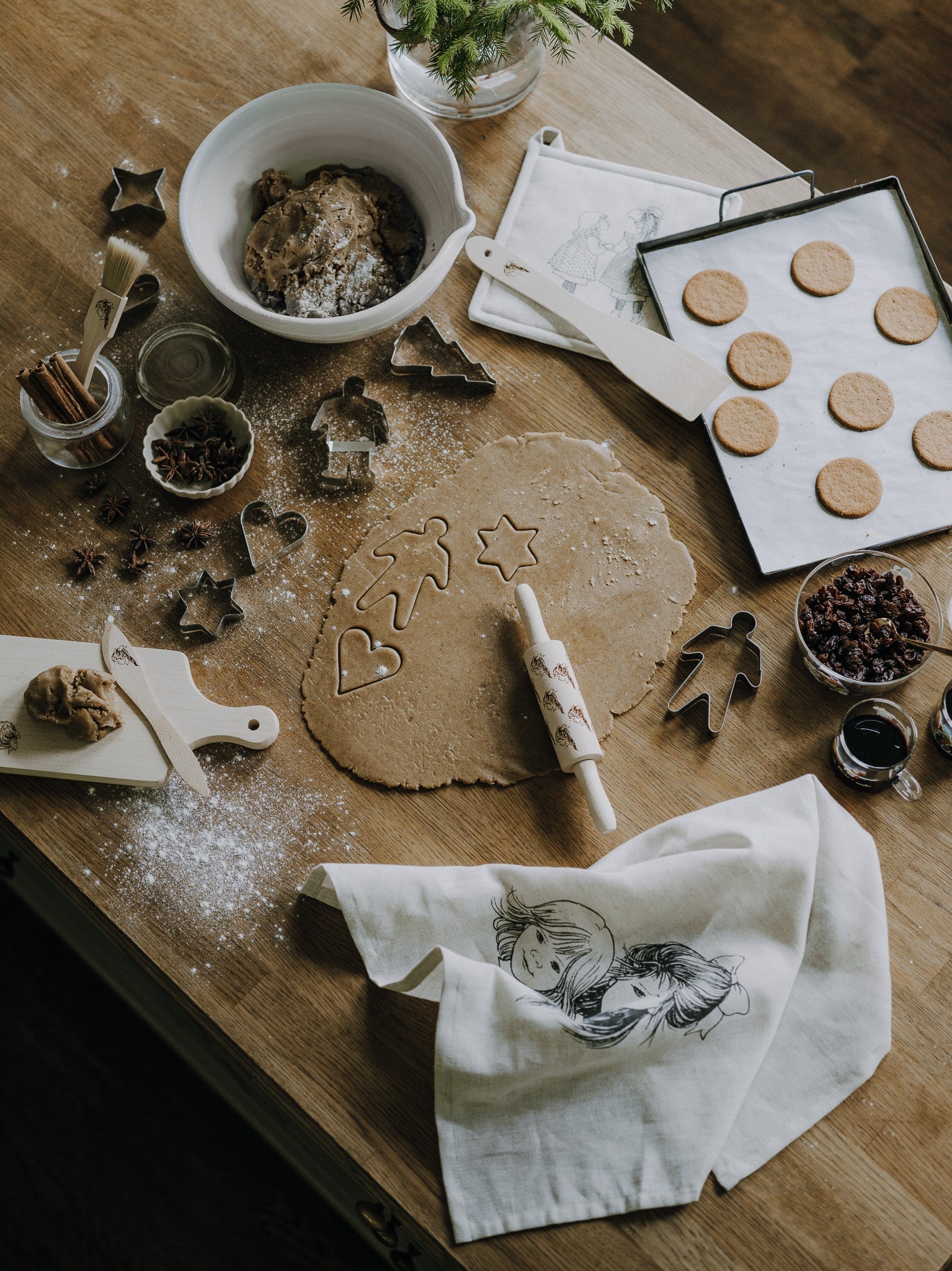 Kinder - Nudelholz mit Madicken - Motiv – Perfekt für die Weihnachtsbäckerei - Shades of Home