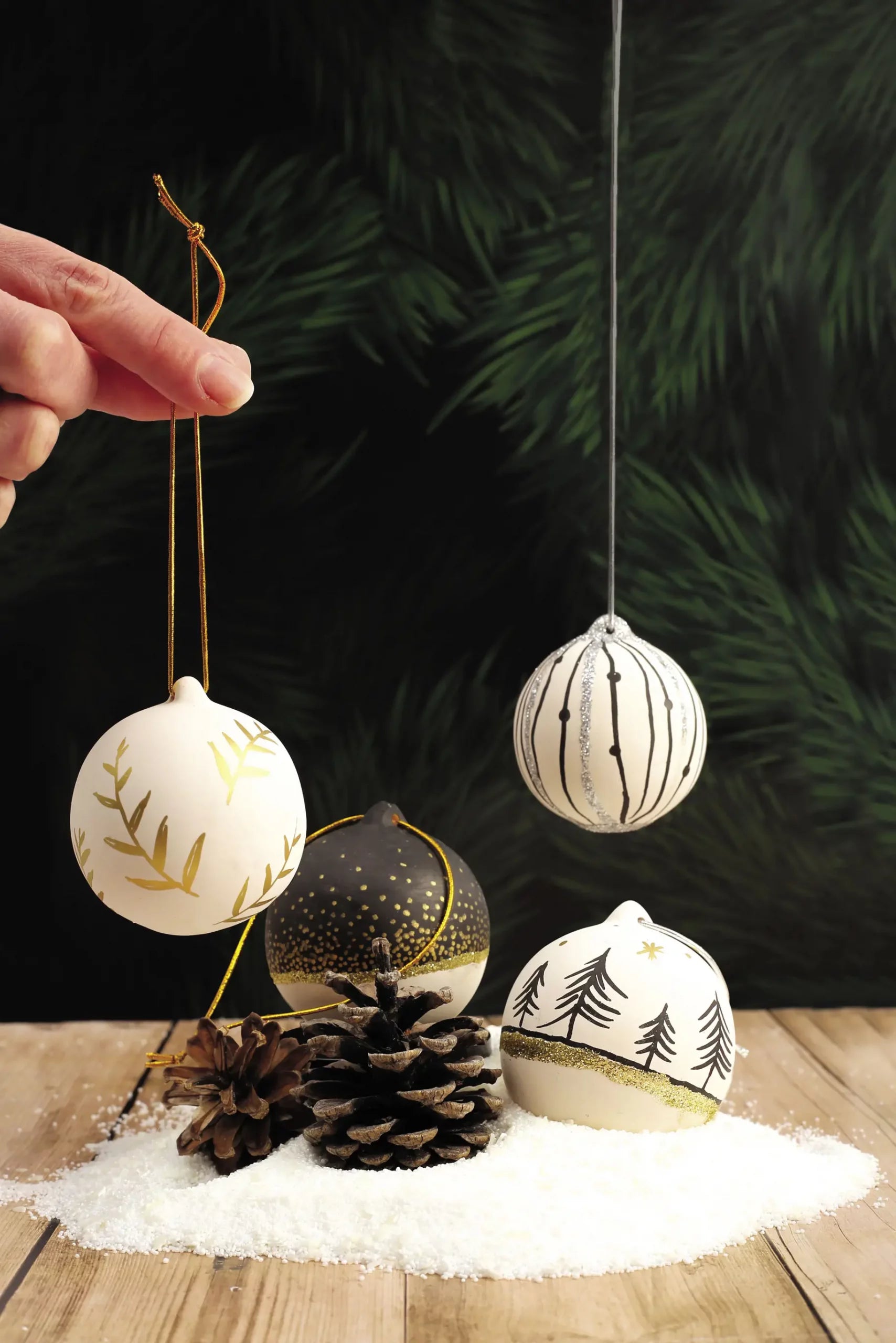 DIY-Set Weihnachtskugeln Keramik